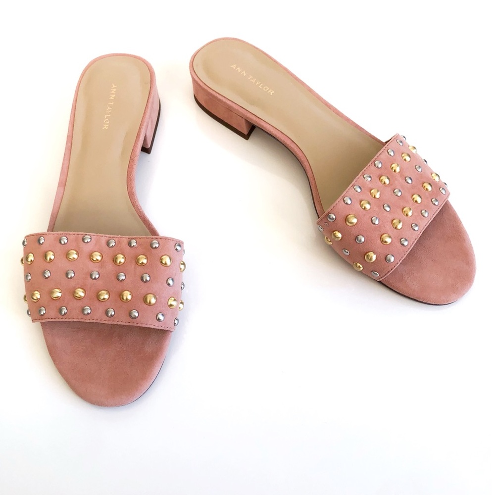 Ann Taylor Pink Suede Studded Sandal 8.5 NWOB